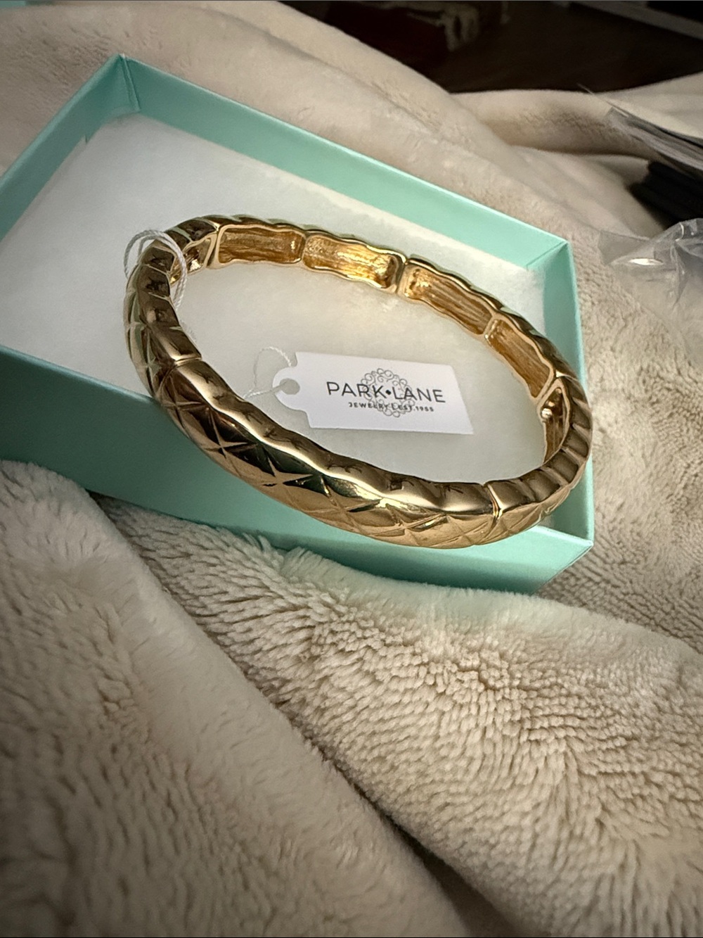 Park Lane Vogue Shiny Gold Quilted Hinged Bracelet